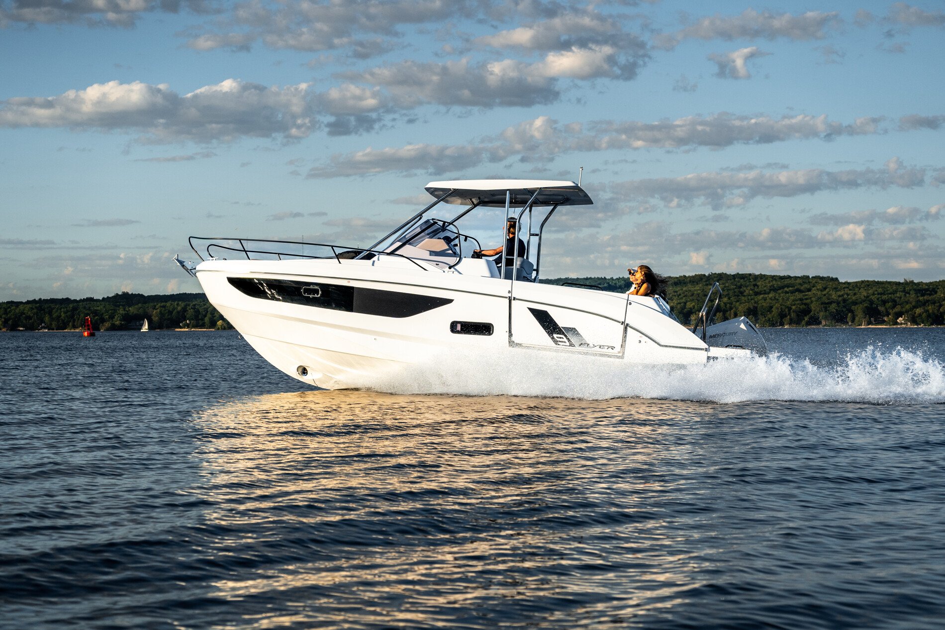 410-Films---Beneteau-Flyer-9-Boat-Photography-2022-03750.jpg-1900px