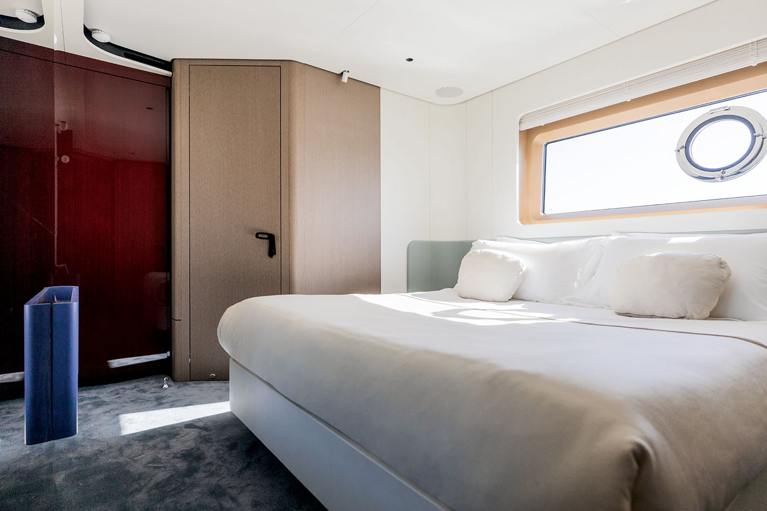 G26M Port Side Vip Cabin_Low res