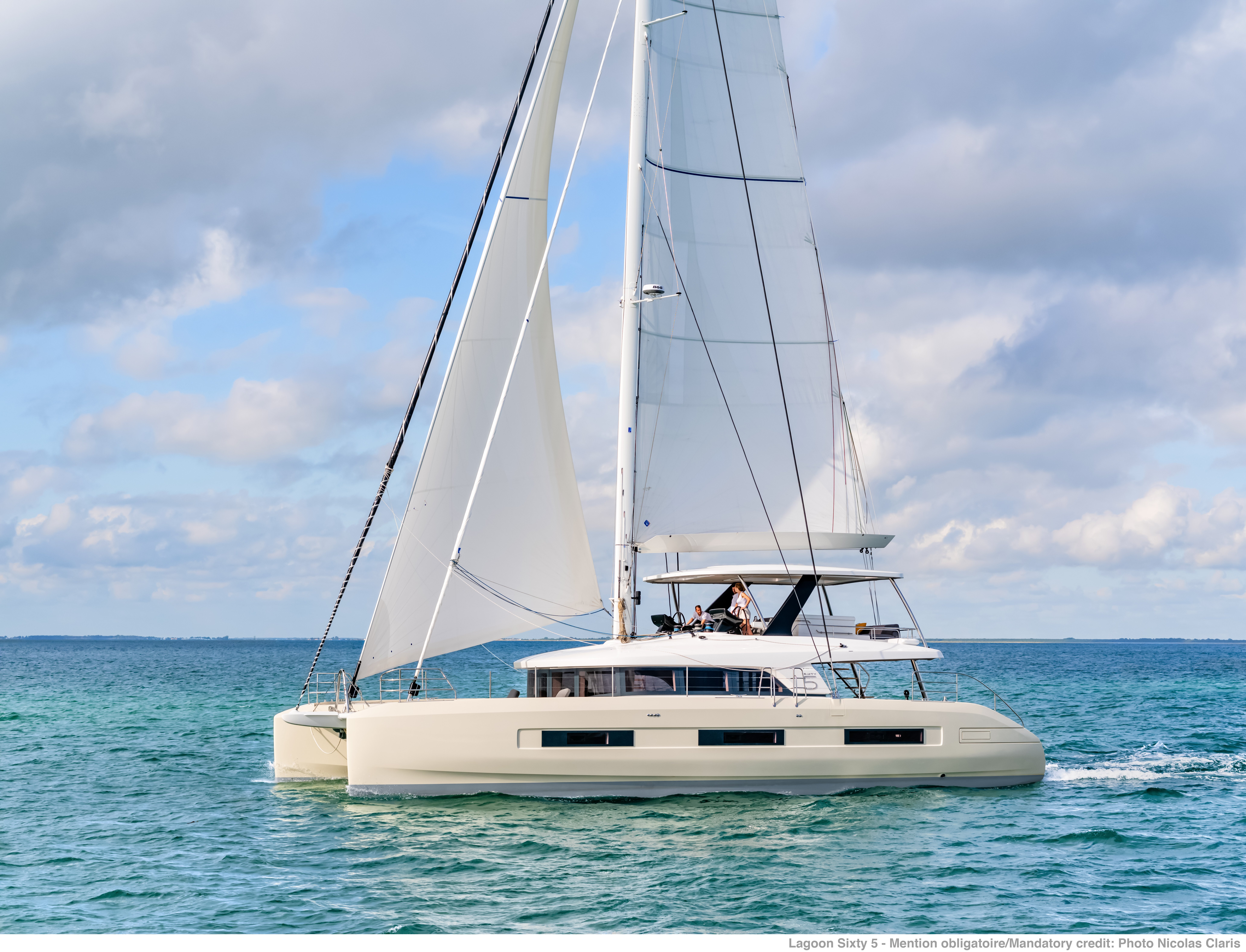 LAGOON-SIXTY5-EXTERIOR-5