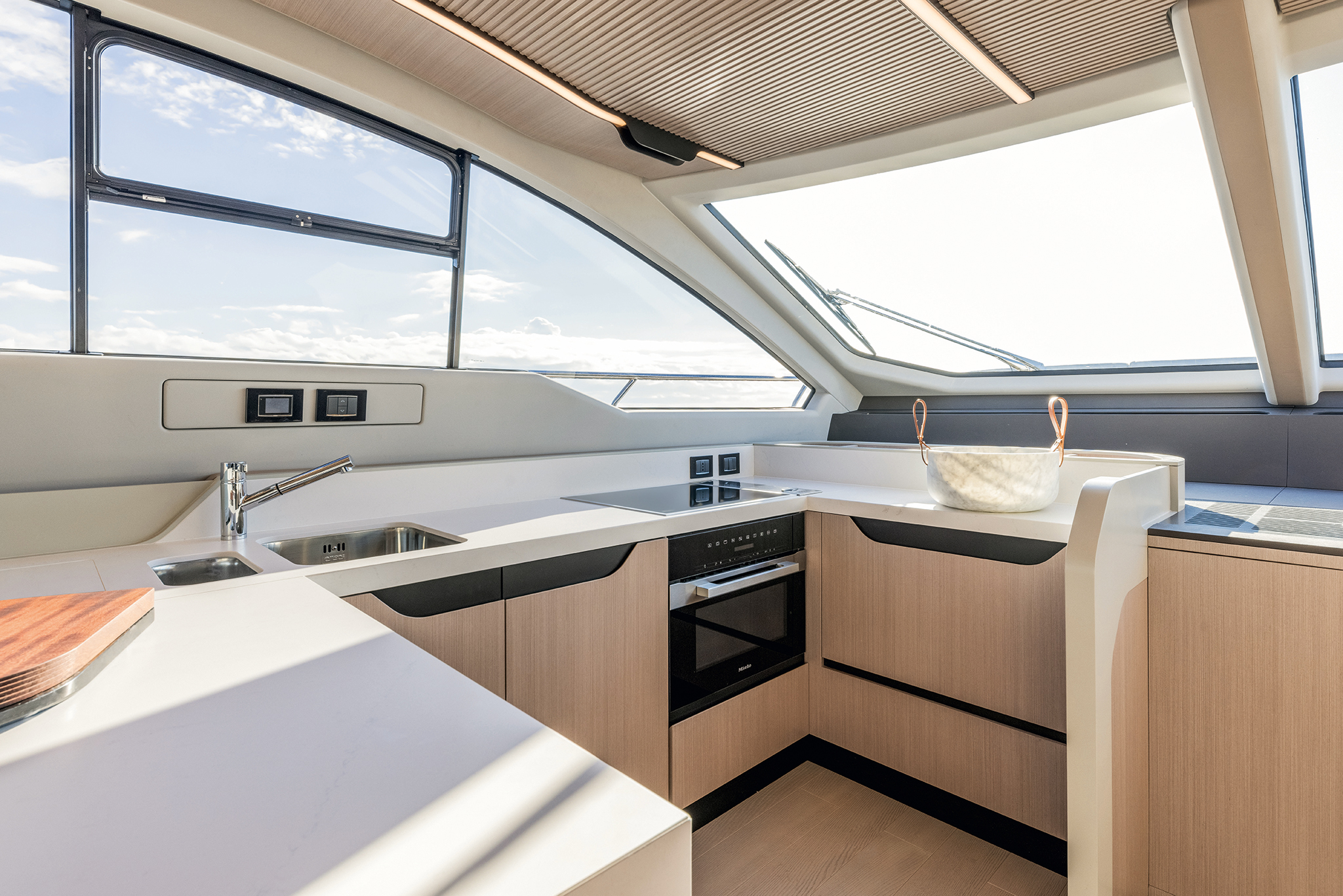 S7 Galley 1_Low Res